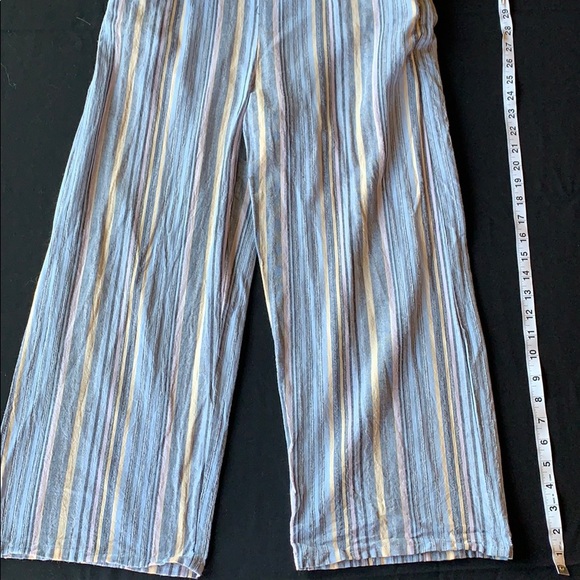 🦄 4/$40 Pretty Pastel Blue Sleeveless Jumpsuit - Picture 4 of 8